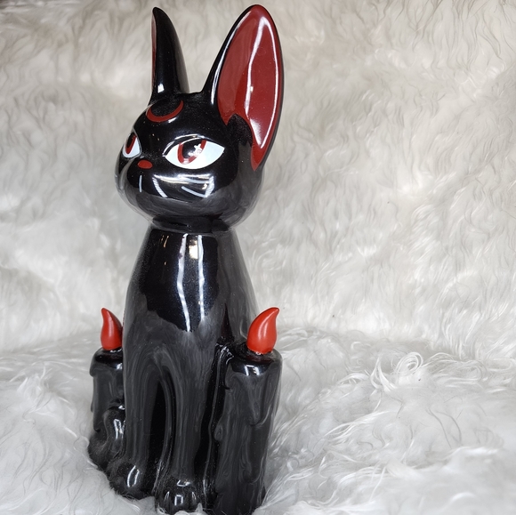 Killstar Kitty Power Neko Tall Vase - Picture 4 of 9